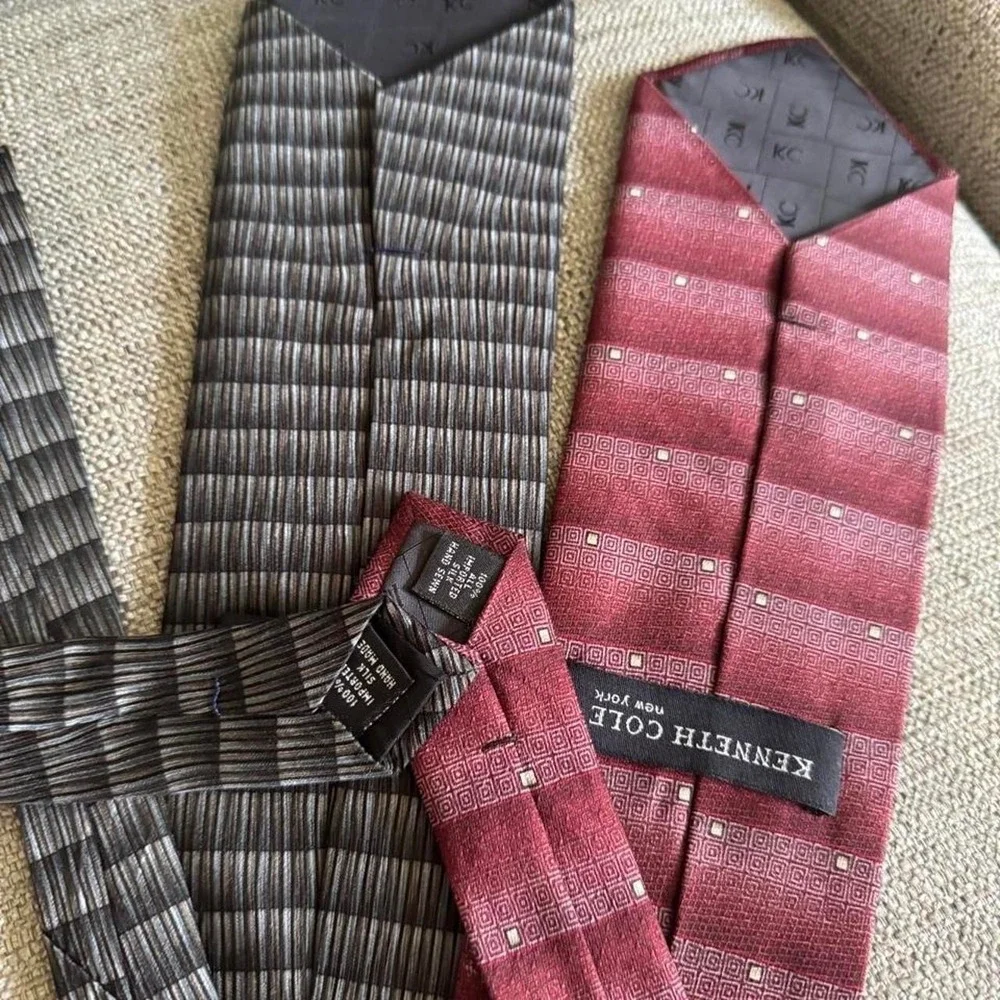 Kenneth Cole Silk Neck Tie Bundle (2) Geometric Pattern Designer Men's Tie's